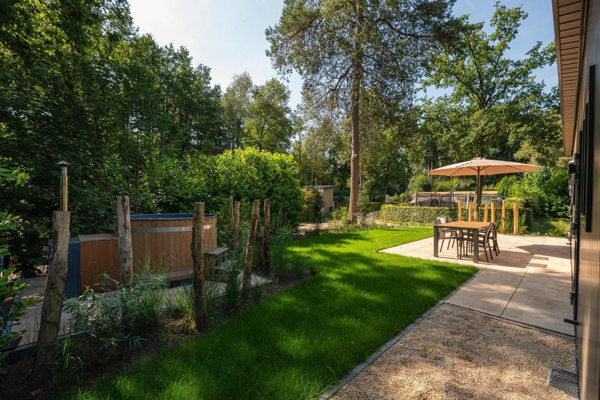 Veluwepark De Bosgraaf | Comfort Met Hottub Lieren Kamer foto