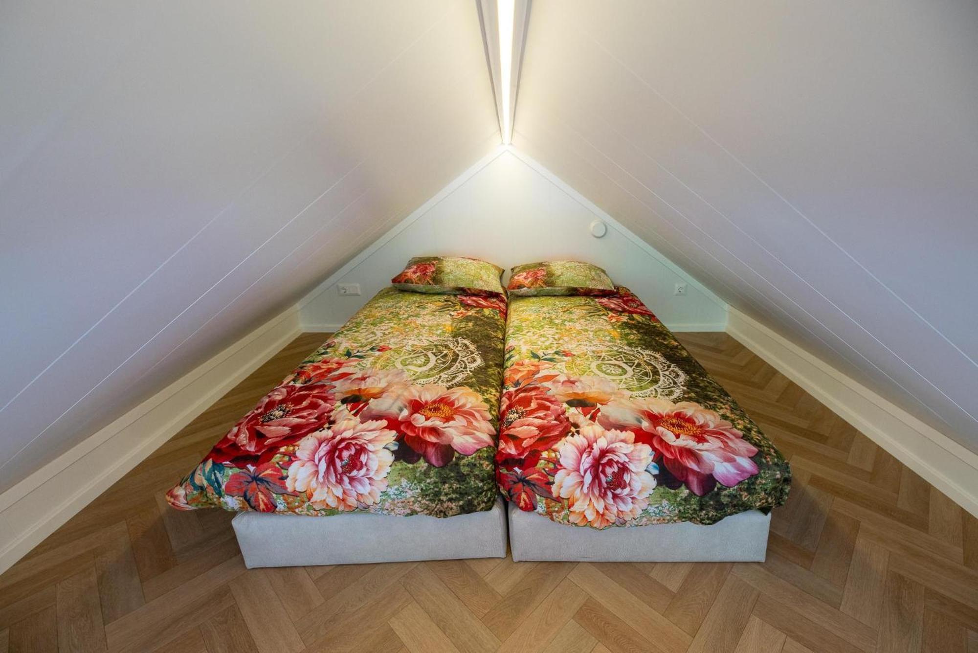 Veluwepark De Bosgraaf | Comfort Met Hottub Lieren Kamer foto